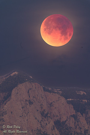 2018 Super Blue Blood Moon Total Lunar Eclipse Over Sandia Mount